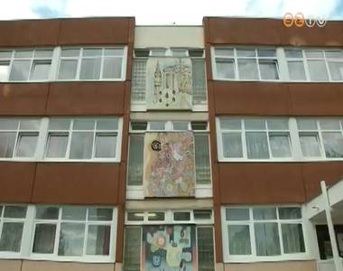 jabb falfestmnyekkel gazdagodott a Vci-iskola pletnek homlokzata