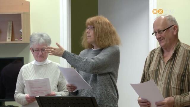 Hangjátékkal és zenés műsorral ünnepelték a költészet napját kedden a Váci utcai idősek klubjában Hangjátékkal és zenés műsorral ünnepelték a költészet napját kedden a Váci utcai idősek klubjában