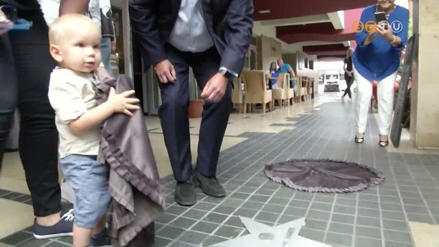 Csillagot kapott Szombathelyen két ismert és elismert,helyi kötődésű zenész Csillagot kapott Szombathelyen két ismert és elismert,helyi kötődésű zenész