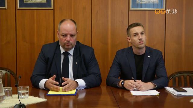 Elfogadta a közgyűlés a 74 pontos takarékossági csomagot Elfogadta a közgyűlés a 74 pontos takarékossági csomagot