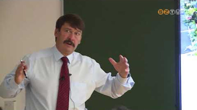 Áder János a Kanizsai Dorottya Gimnáziumban Áder János a Kanizsai Dorottya Gimnáziumban