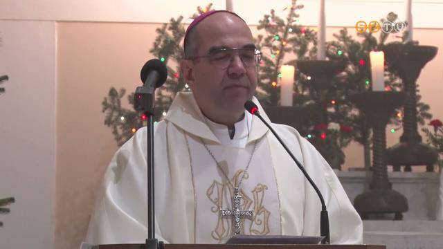 Jézus születése után 40 nappal,az ő jeruzsálemi templomban való bemutatására emlékeztek a hívek Jézus születése után 40 nappal,az ő jeruzsálemi templomban való bemutatására emlékeztek a hívek