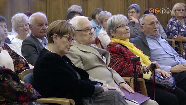 60 ve indult a felsfok kzmveldsi szakemberkpzs Szombathelyen