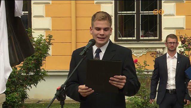 Felavattk Mindszenty Jzsef szobrt