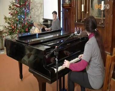 Boogie-woogie dallamoktól volt hangos a Premontrei Gimnázium díszterme Boogie-woogie dallamoktól volt hangos a Premontrei Gimnázium díszterme