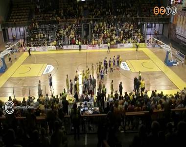 L�p�sel�nyben a Falco KC