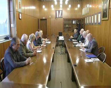 �l�sezett az Id�s�gyi Tan�cs