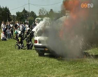 K�z�s rend�r- �s t�zolt�nap