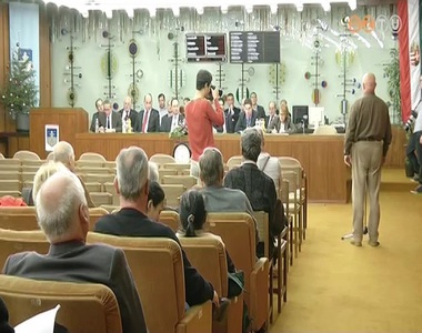 K�zmeghallgat�st tartottak a v�rosh�z�n