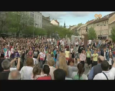 Öt helyszínen közel ezer táncos lépett fel a Tánc Világnapján Szombathelyen