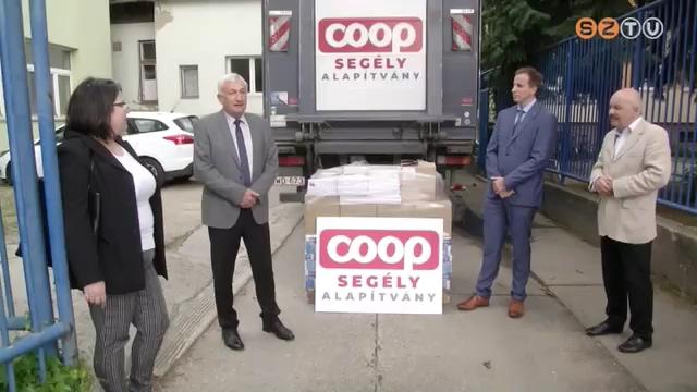 Élelmiszeradomány gyermekotthonoknak Élelmiszeradomány gyermekotthonoknak