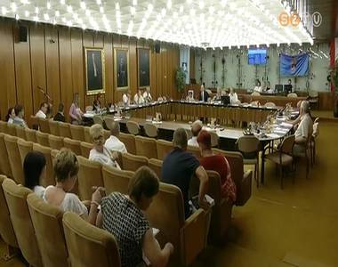 Tárgyalt az oktatási bizottság is Tárgyalt az oktatási bizottság is