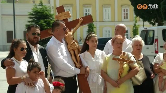 Mária-zarándoklatot szervezett a zalalövői cigány Áldott Kereszt Egyesület