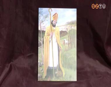 M�rton p�sp�k mened�ket ad a pal�stja alatt egy ny�lnak