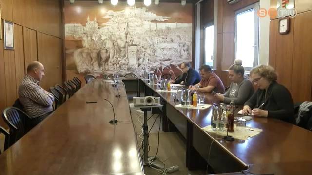 Az idei utols� k�zgy�l�st �rt�kelt�k a p�rtok