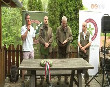 Erd�szeti csal�di nap