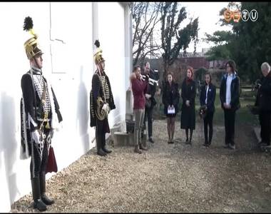 Koszorúzás Hübner János nemzetőr sírjánál Koszorúzás Hübner János nemzetőr sírjánál