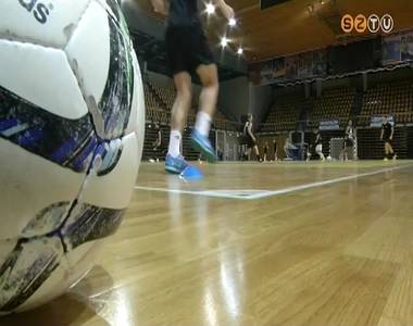 Készülnek a bajnoki rajtra a futsalosok Készülnek a bajnoki rajtra a futsalosok