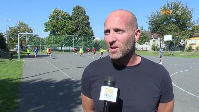 Kisplys labdarg tornt rendezett a Nyitra Utcai ltalnos Iskola