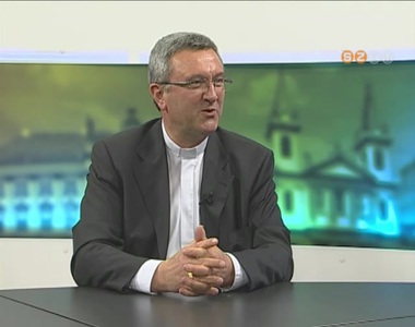 Veres András megyés püspök Ferenc pápáról és a pápaválasztásról