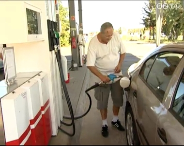 Szerd�t�l �jra dr�gulnak az �zemanyagok