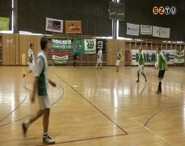 A paksi drukkerek nyert�k a hetedik alkalommal megrendezett Szurkol�k Kup�j�t