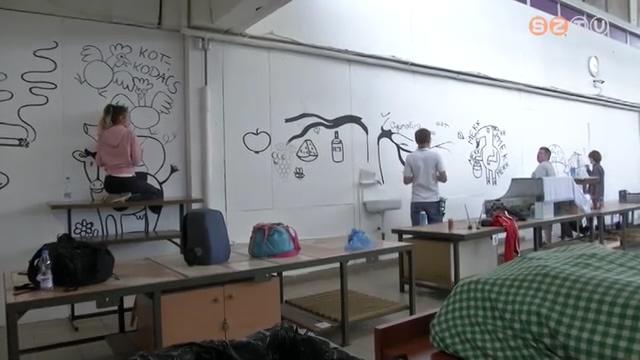 Vevőcsalogató falfestmény a piacon Vevőcsalogató falfestmény a piacon