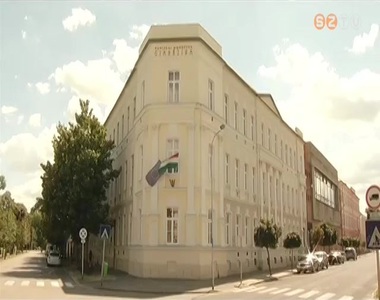 Folytatódik a pedagósusok béremelése Folytatódik a pedagósusok béremelése