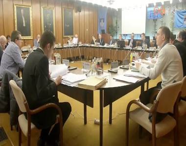 Gazdas�gi bizotts�gi �l�s