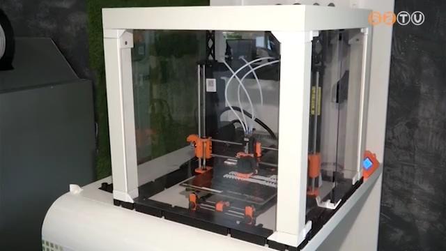 Innovatív maszk-tartók Innovatív maszk-tartók