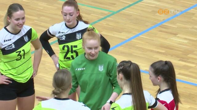 A listavezett s a sereghajtt fogadta a Halads VSE korosztlyos lny rplabda csapata