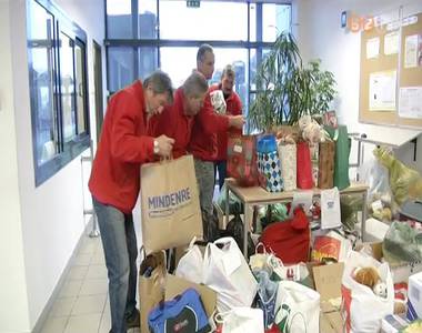 Aj�nd�kokat gy�jt�ttek az iQor dolgoz�i