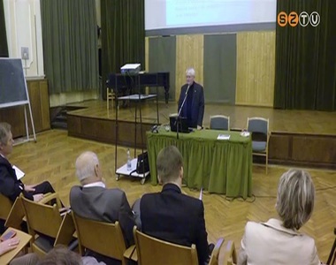 Korzenszky Rich�rd tihanyi perjel tartott el�ad�st Szombathelyen