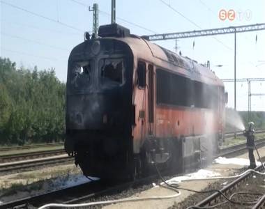 Lángoló avar és kigyulladt mozdony Lángoló avar és kigyulladt mozdony