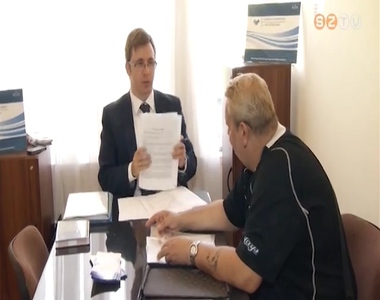 Seg�ts�g a devizahiteleseknek