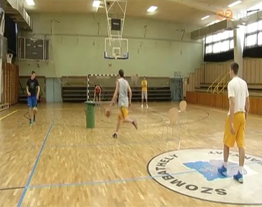 A szezon első  győzelmére készül a Falco-Trend Optika KC