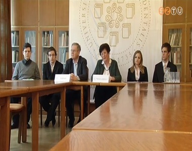 T�mogatj�k a leend� tan�rokat