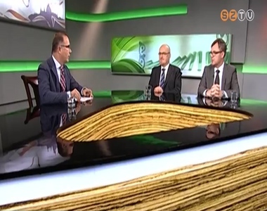 Hende Csaba: Vissza kell �ll�tani a �n�ll� szombathelyi fels�oktat�st