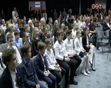 Tehets�ges di�kokat k�sz�nt�ttek