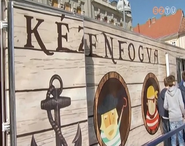 Kal�zhaj� a F� t�ren - A K�zenfogva Alap�tv�ny eg�sz napos programja