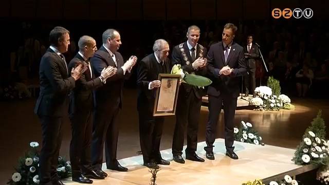 Rangos kit�ntet�seket adtak �t a Szent M�rton G�l�n