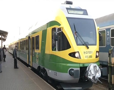 �j motorvonat j�r december k�zep�t�l a  Sopron-Szombathely-Szentgotth�rd vas�tvonalon