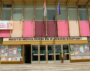 Elmarad a Cskol anyd 