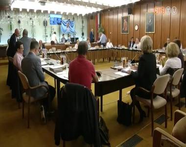 �l�sezett a jogi �s t�rsadalmi kapcsolatok bizotts�ga