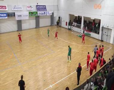 Szoros futsal veres�g