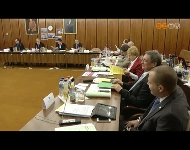 A ny�ri sz�net el�tti utols� k�zgy�l�s el�zetese