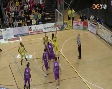 Ism�t hazai p�ly�n kapott ki a Falco