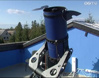 Egyed�l�ll� fejleszt�s az obszervat�riumban