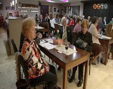 Tiszt�j�t� k�zgy�l�st tartottak az Aranykor�ak