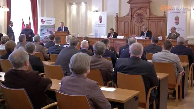 Zr�nyi 2026 - �jra�lesztik a magyar hadiipart, hangs�lyosabb lesz a honv�delmi nevel�s